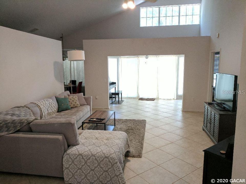 En Renta: $1,800 (2 camas, 2 baños, 1103 Pies cuadrados)