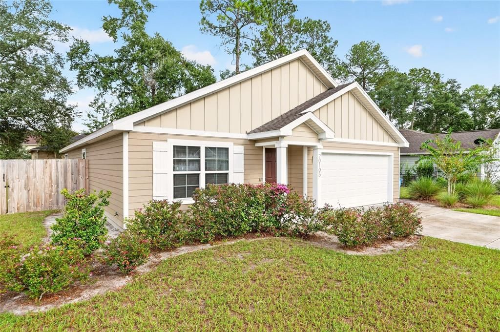 For Sale: $280,000 (4 beds, 2 baths, 1602 Square Feet)