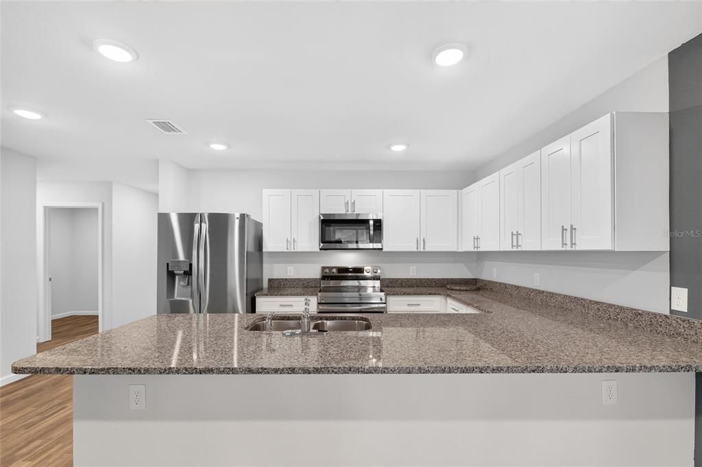 For Sale: $280,000 (4 beds, 2 baths, 1602 Square Feet)