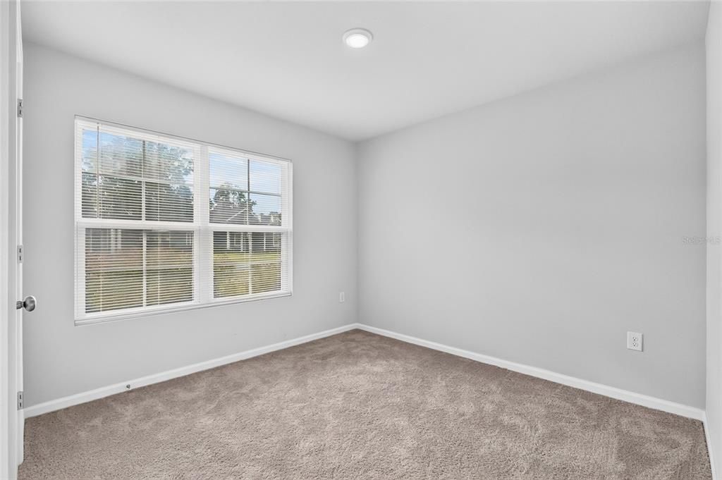 For Sale: $280,000 (4 beds, 2 baths, 1602 Square Feet)