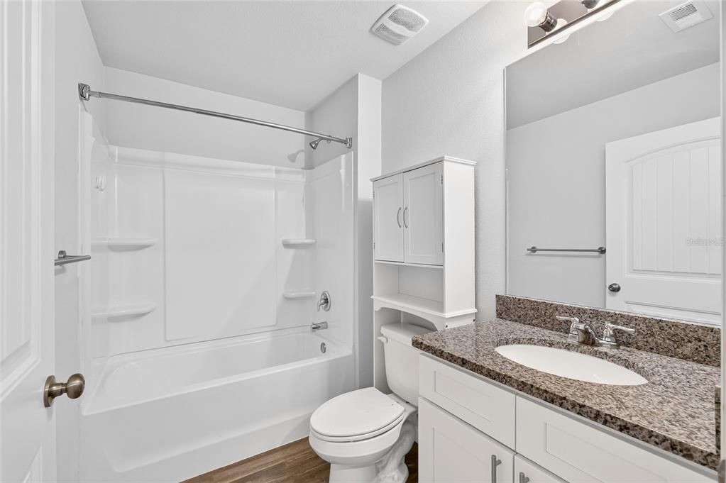 For Sale: $280,000 (4 beds, 2 baths, 1602 Square Feet)
