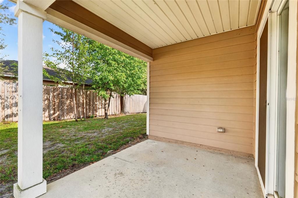 For Sale: $280,000 (4 beds, 2 baths, 1602 Square Feet)