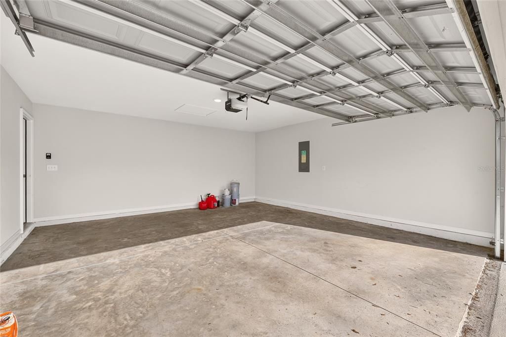 For Sale: $280,000 (4 beds, 2 baths, 1602 Square Feet)