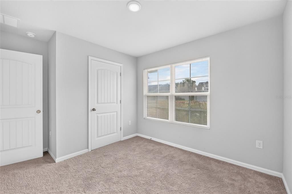 For Sale: $280,000 (4 beds, 2 baths, 1602 Square Feet)