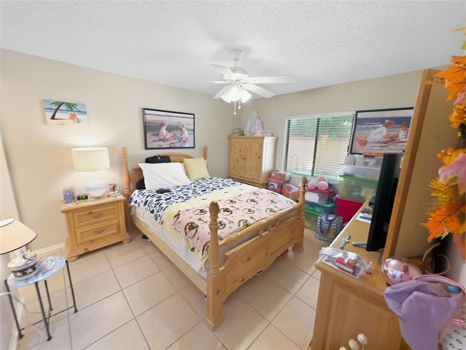 En Venta: $148,900 (2 camas, 2 baños, 1125 Pies cuadrados)