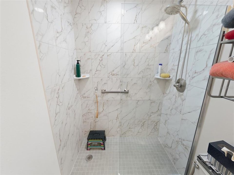 En Venta: $148,900 (2 camas, 2 baños, 1125 Pies cuadrados)