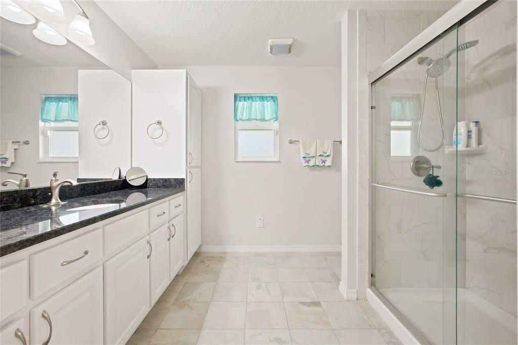 En Venta: $279,900 (3 camas, 2 baños, 1668 Pies cuadrados)