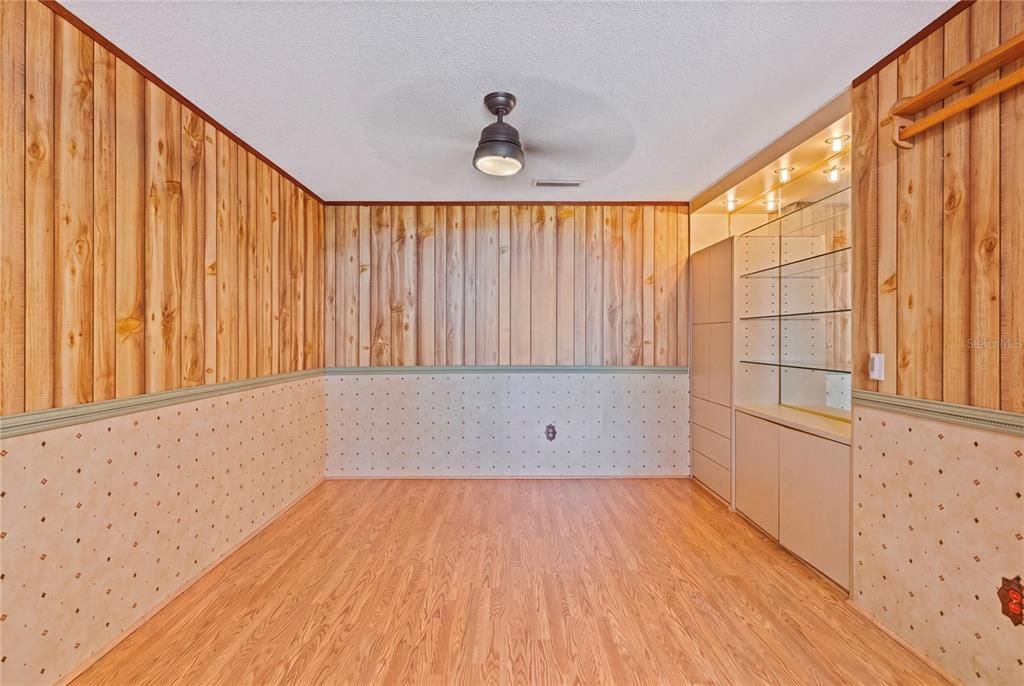 For Sale: $360,000 (3 beds, 2 baths, 1448 Square Feet)