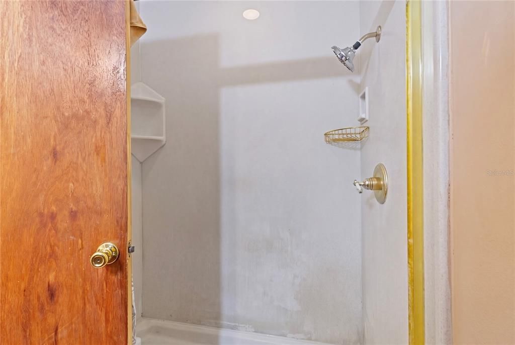 For Sale: $360,000 (3 beds, 2 baths, 1448 Square Feet)