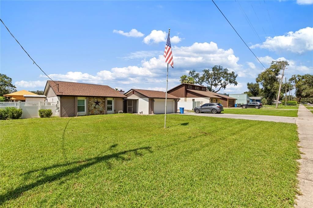For Sale: $360,000 (3 beds, 2 baths, 1448 Square Feet)