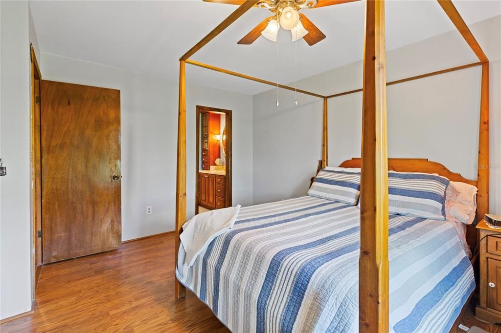 For Sale: $360,000 (3 beds, 2 baths, 1448 Square Feet)