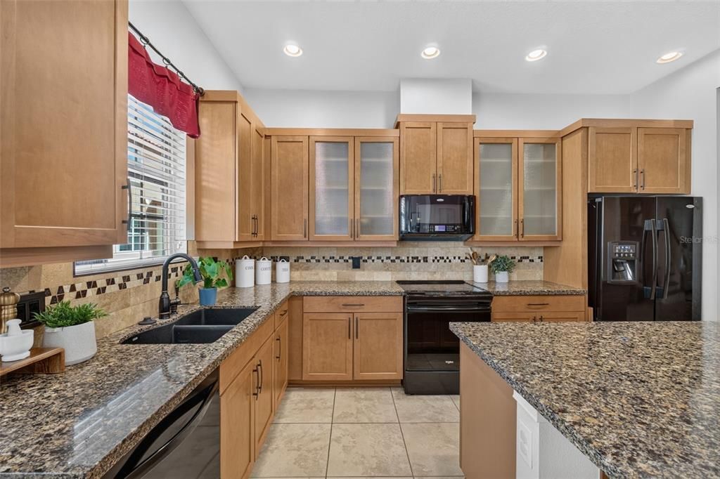 : $414,000 (3 camas, 2 baños, 2014 Pies cuadrados)