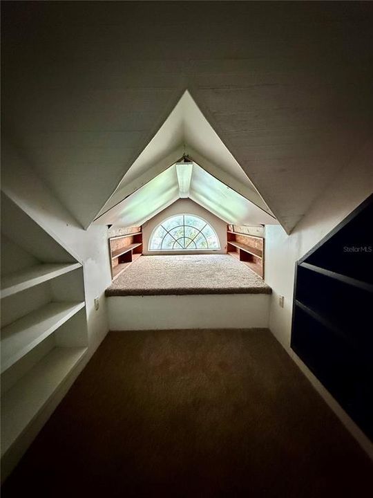 For Rent: $1,000 (1 beds, 1 baths, 600 Square Feet)