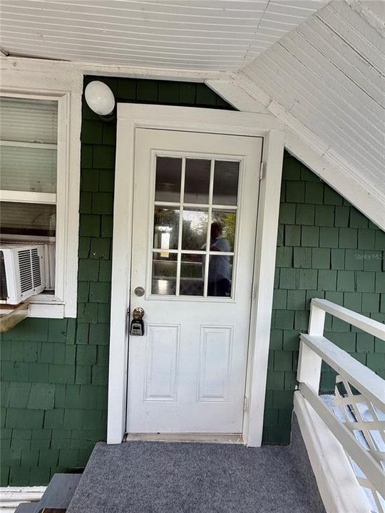 For Rent: $1,000 (1 beds, 1 baths, 600 Square Feet)