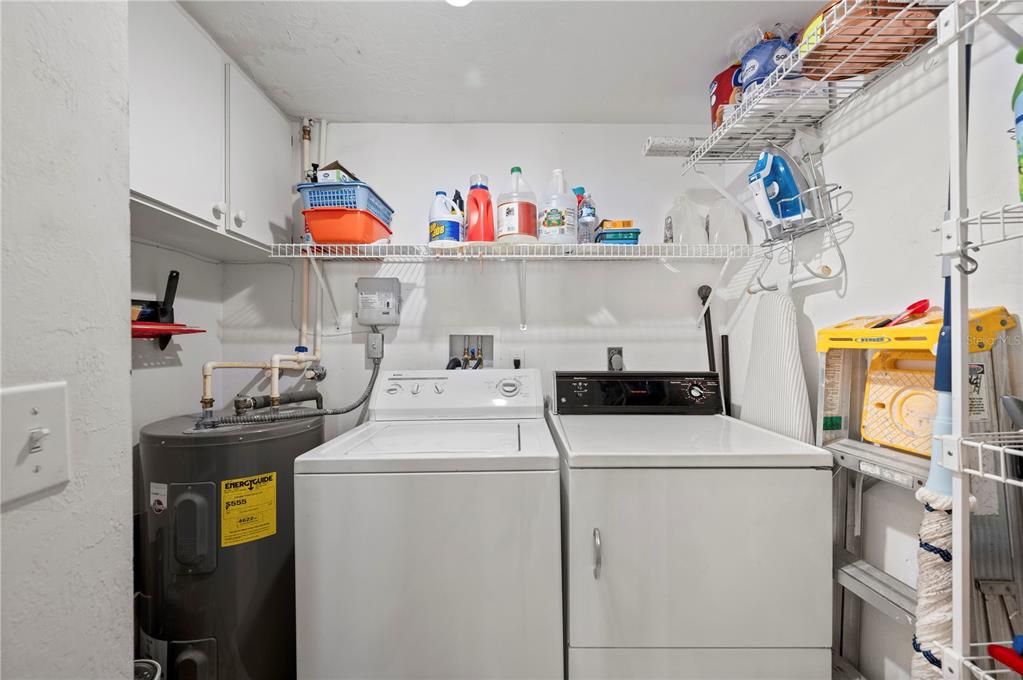 For Sale: $139,000 (2 beds, 2 baths, 1044 Square Feet)