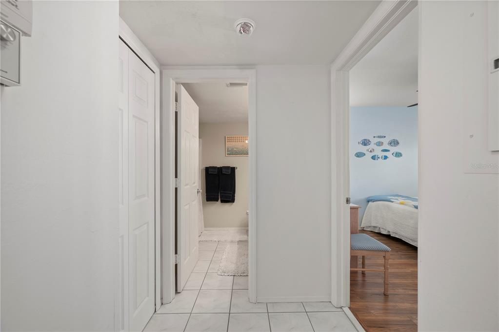 For Sale: $139,000 (2 beds, 2 baths, 1044 Square Feet)