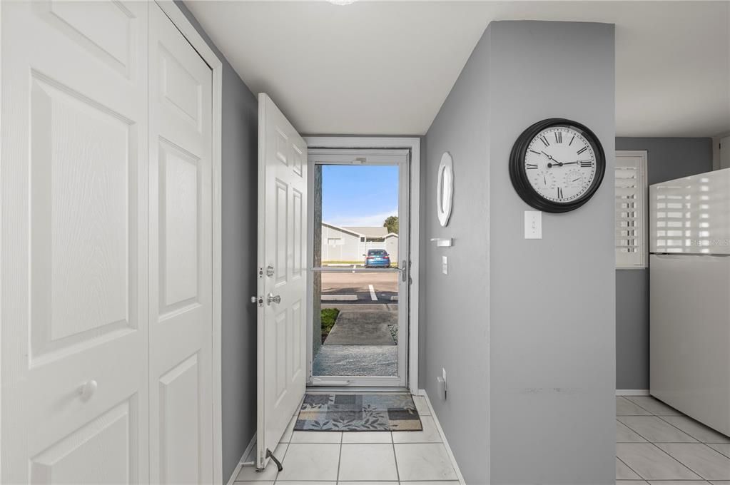 For Sale: $139,000 (2 beds, 2 baths, 1044 Square Feet)