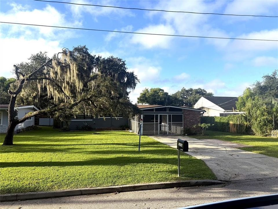 En Venta: $399,900 (3 camas, 2 baños, 1365 Pies cuadrados)