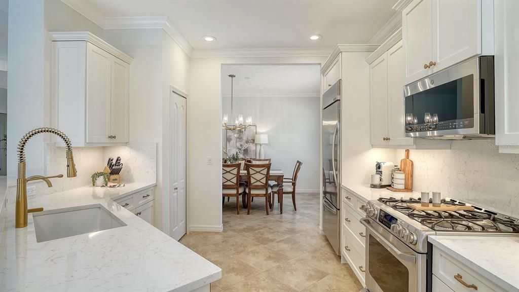 For Sale: $750,000 (3 beds, 2 baths, 2166 Square Feet)