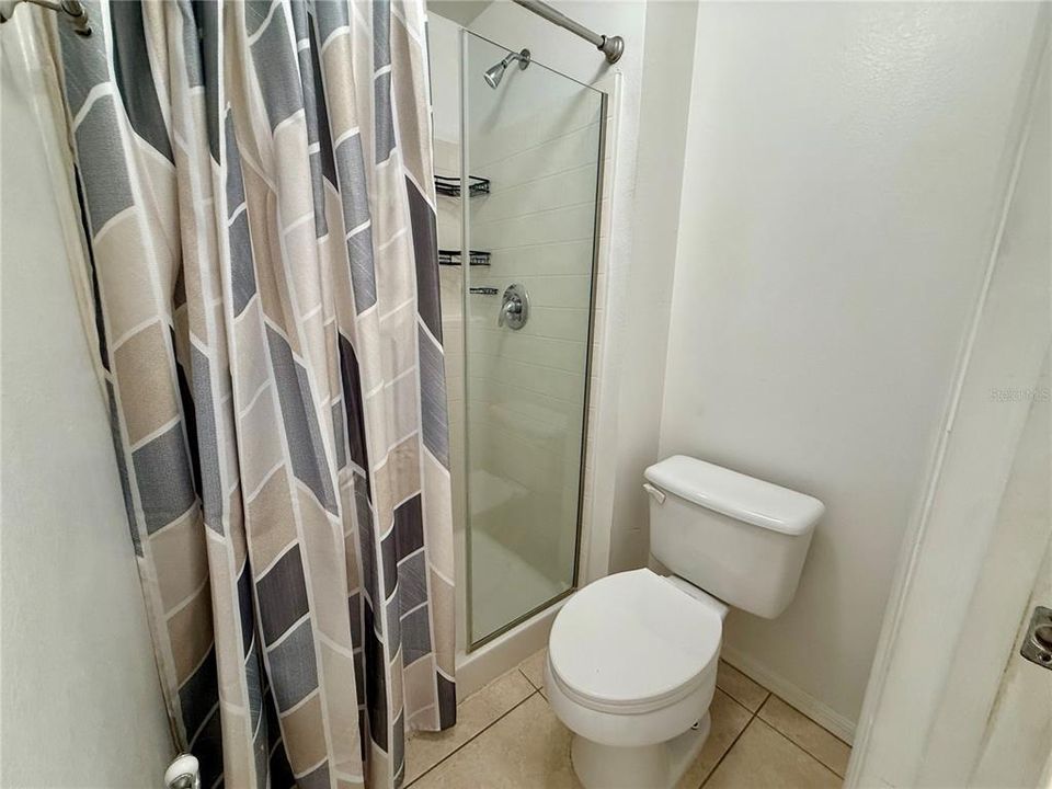 En Venta: $385,000 (3 camas, 2 baños, 1636 Pies cuadrados)