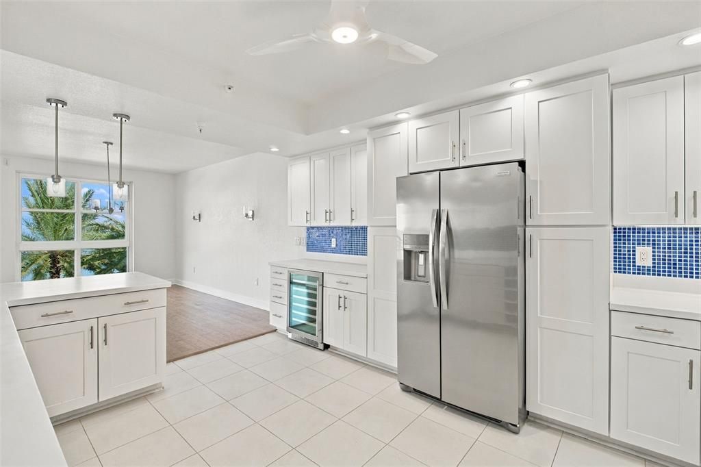 En Venta: $929,000 (2 camas, 2 baños, 1833 Pies cuadrados)