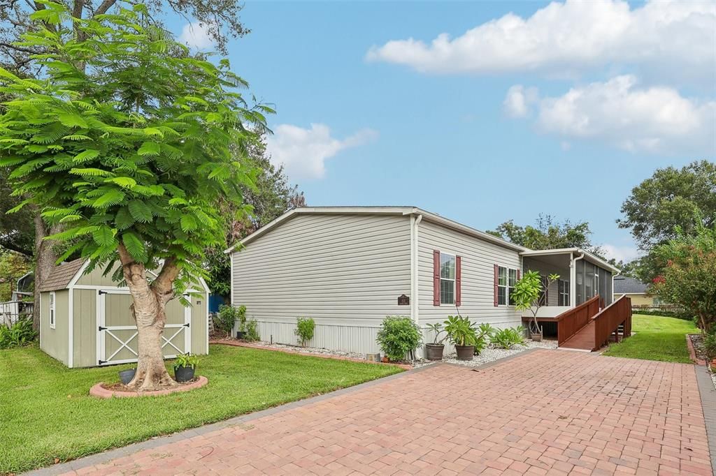 En Venta: $379,000 (4 camas, 2 baños, 2310 Pies cuadrados)