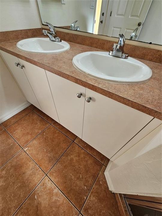 En Renta: $1,400 (2 camas, 2 baños, 1354 Pies cuadrados)