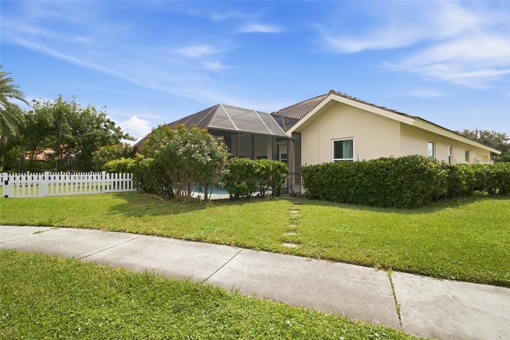 : $575,000 (3 camas, 2 baños, 2119 Pies cuadrados)