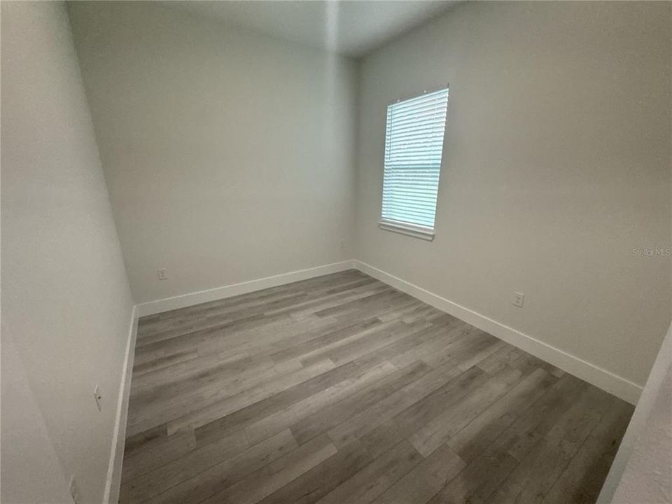 В аренду: $2,200 (4 спален, 2 ванн, 1695 Квадратных фут)