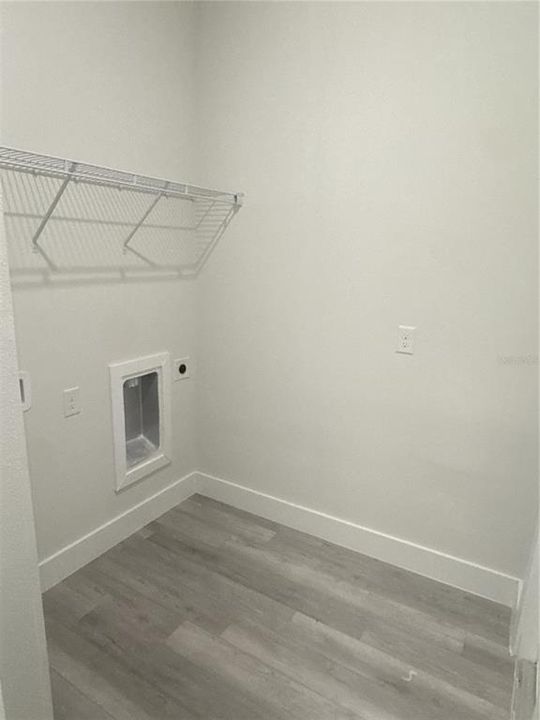 В аренду: $2,200 (4 спален, 2 ванн, 1695 Квадратных фут)