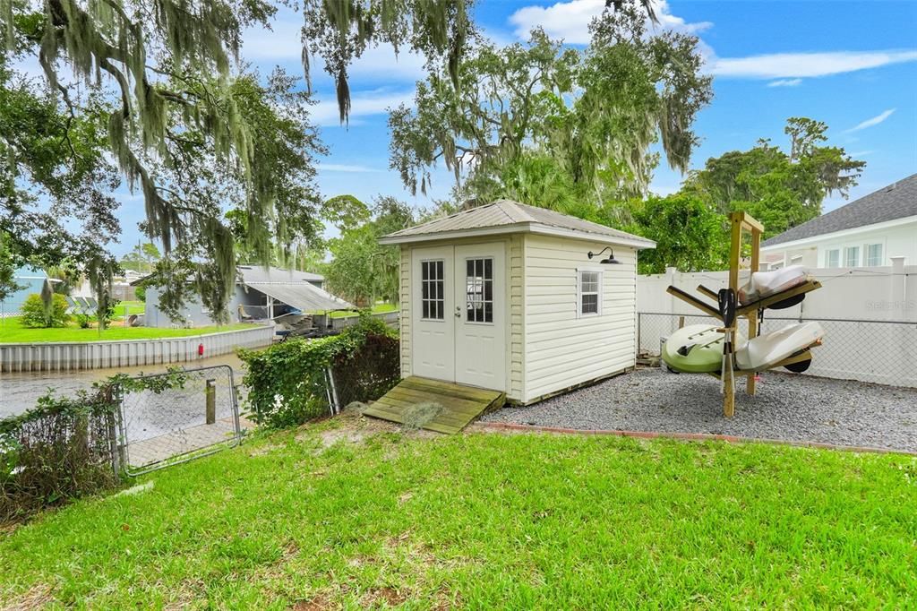 For Sale: $565,000 (3 beds, 2 baths, 1697 Square Feet)