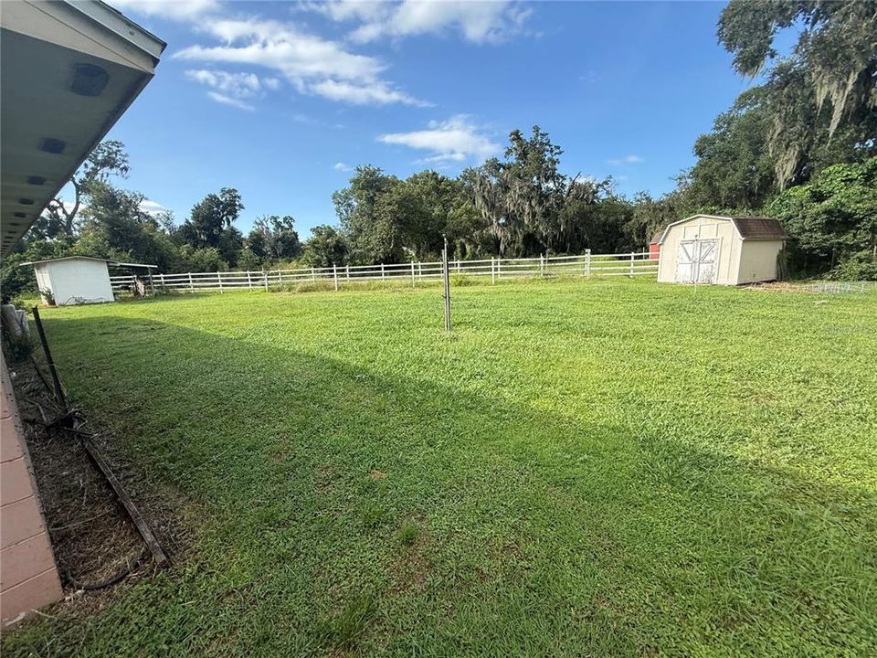 Activo con contrato: $276,000 (3 camas, 2 baños, 1804 Pies cuadrados)