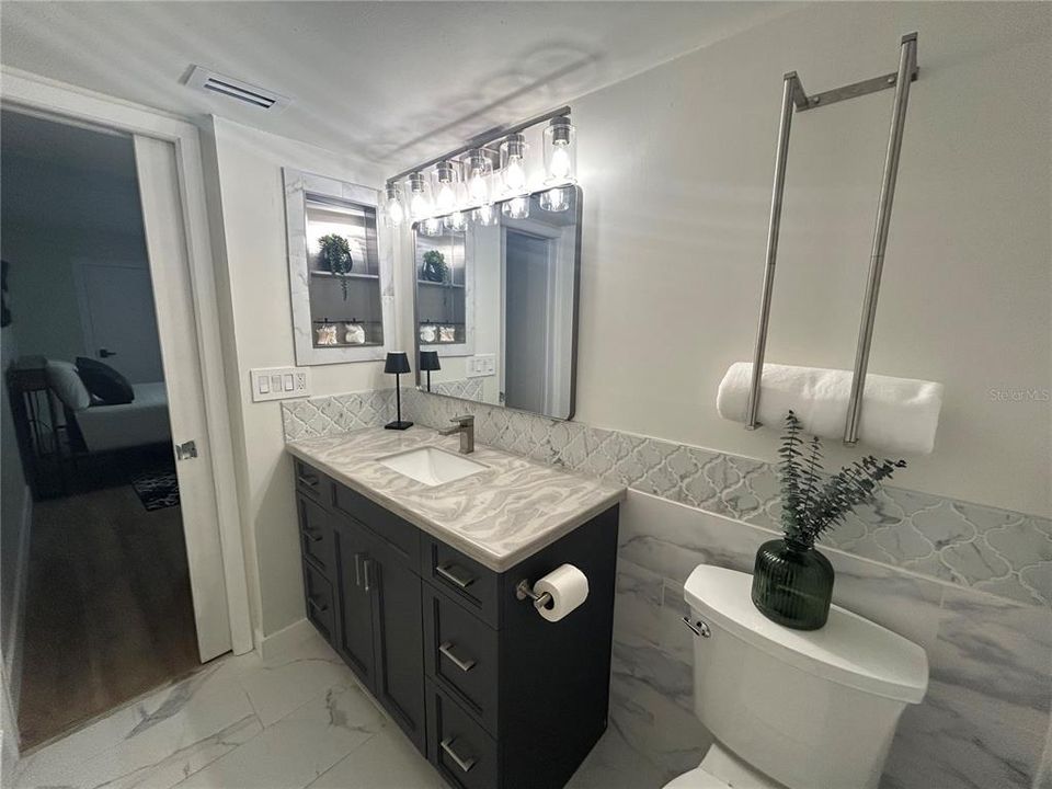 For Rent: $1,900 (2 beds, 2 baths, 1054 Square Feet)