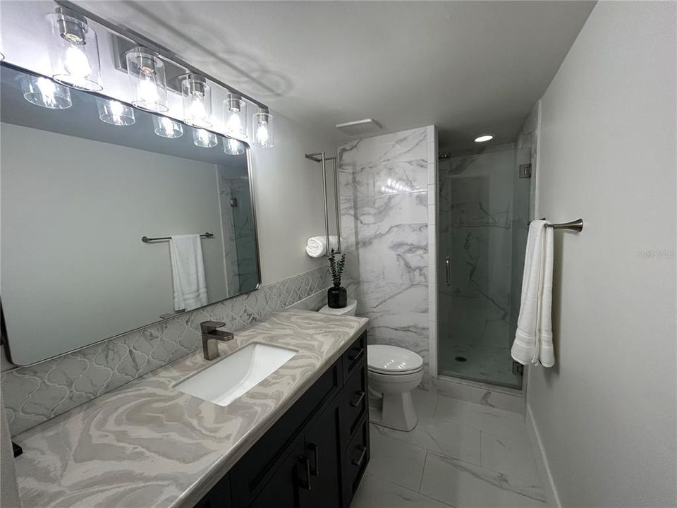 For Rent: $1,900 (2 beds, 2 baths, 1054 Square Feet)