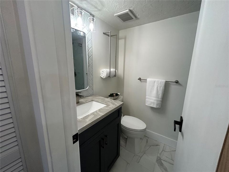 For Rent: $1,900 (2 beds, 2 baths, 1054 Square Feet)