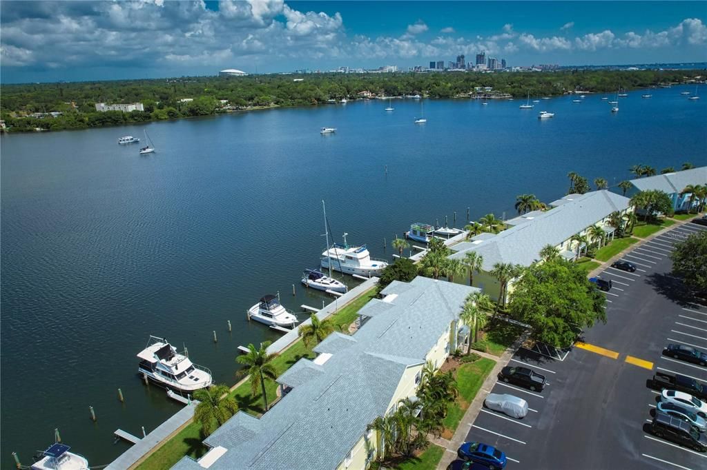 For Rent: $2,500 (2 beds, 1 baths, 1084 Square Feet)