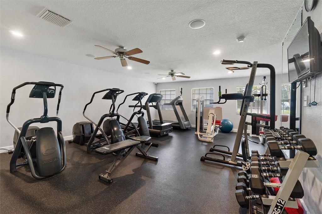 For Rent: $2,500 (2 beds, 1 baths, 1084 Square Feet)