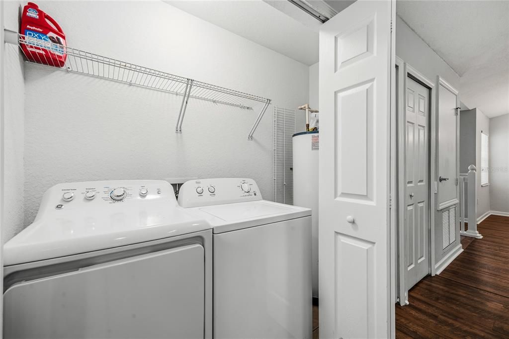 For Rent: $2,200 (3 beds, 2 baths, 1864 Square Feet)