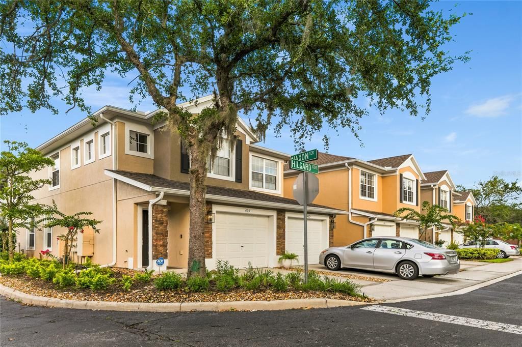 For Rent: $2,200 (3 beds, 2 baths, 1864 Square Feet)