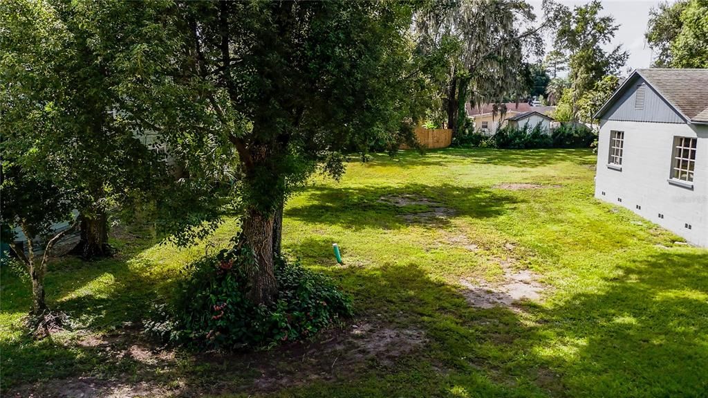 For Sale: $350,000 (0.17 acres)