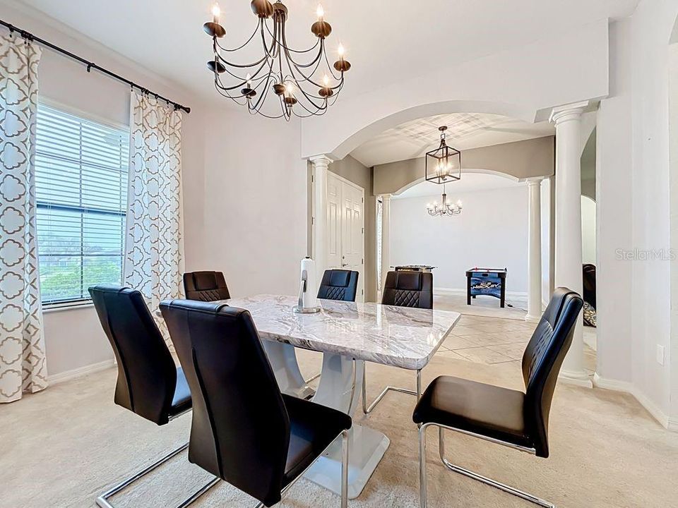 For Sale: $360,000 (4 beds, 2 baths, 2752 Square Feet)