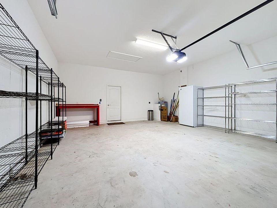 For Sale: $360,000 (4 beds, 2 baths, 2752 Square Feet)