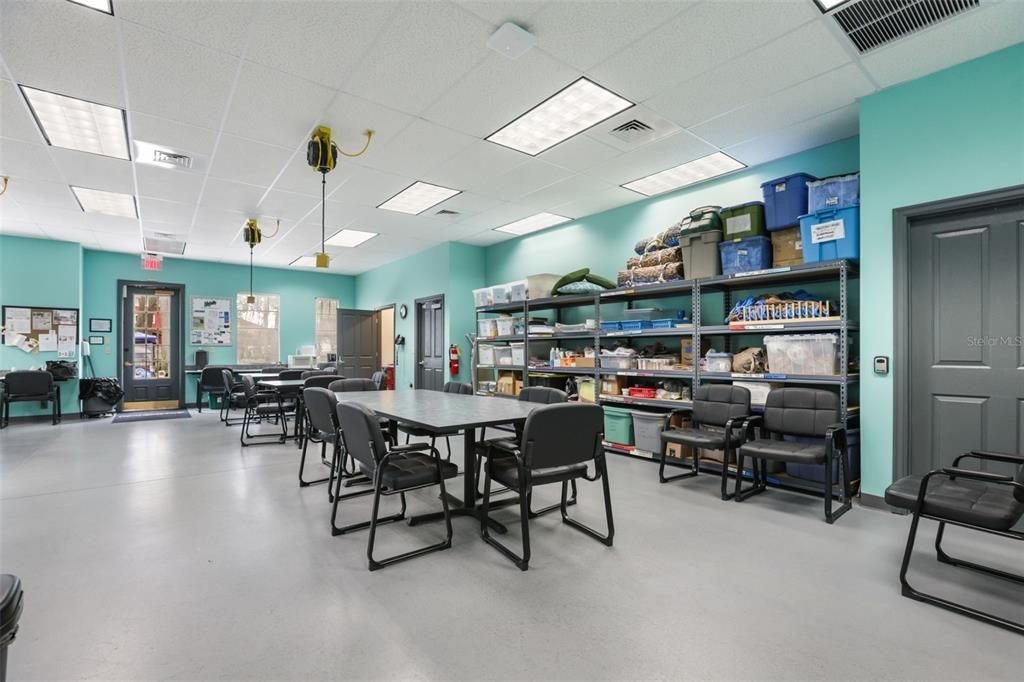For Sale: $535,000 (2 beds, 2 baths, 1738 Square Feet)