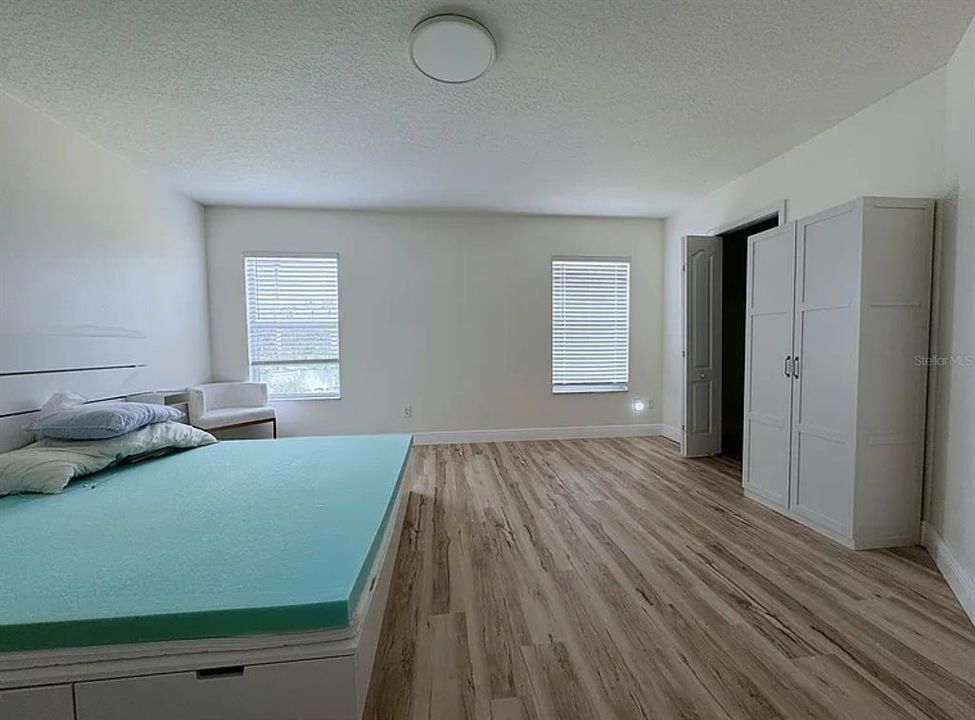 В аренду: $2,900 (3 спален, 2 ванн, 2193 Квадратных фут)