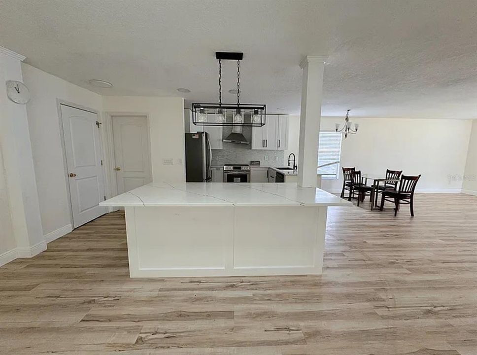 В аренду: $2,900 (3 спален, 2 ванн, 2193 Квадратных фут)