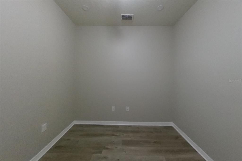 For Rent: $2,239 (3 beds, 2 baths, 1554 Square Feet)