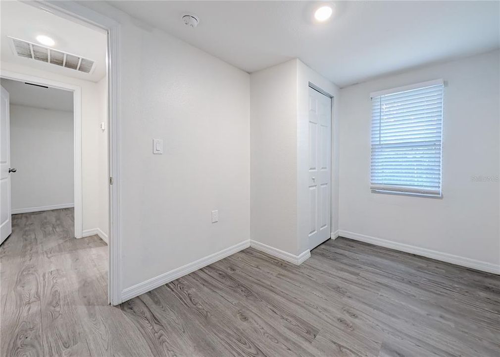 En Venta: $220,000 (4 camas, 2 baños, 1640 Pies cuadrados)