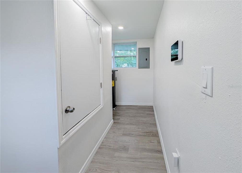 En Venta: $220,000 (4 camas, 2 baños, 1640 Pies cuadrados)