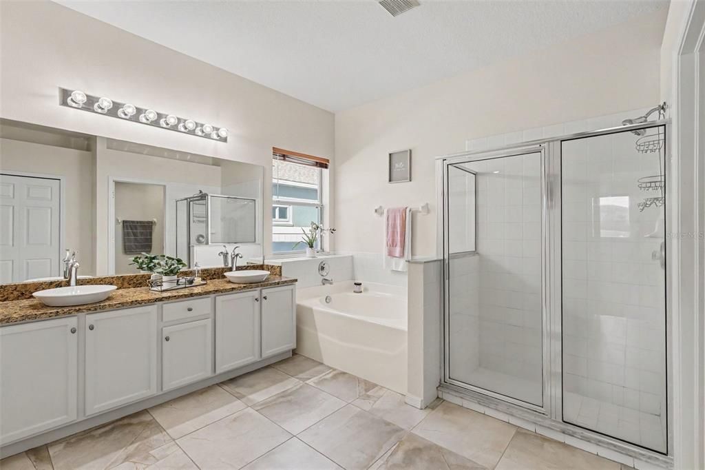 На продажу: $439,000 (3 спален, 2 ванн, 2218 Квадратных фут)