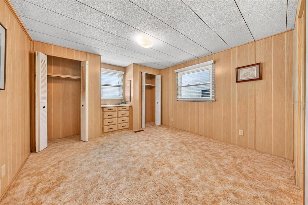 На продажу: $84,500 (2 спален, 2 ванн, 960 Квадратных фут)